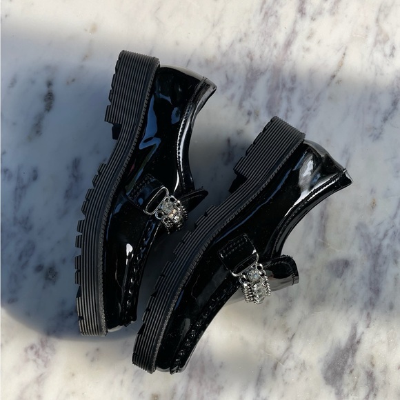 Steve Madden Girls’ Patent Loafers with Rhinestone Chain – Size 13 - Picture 10 of 12